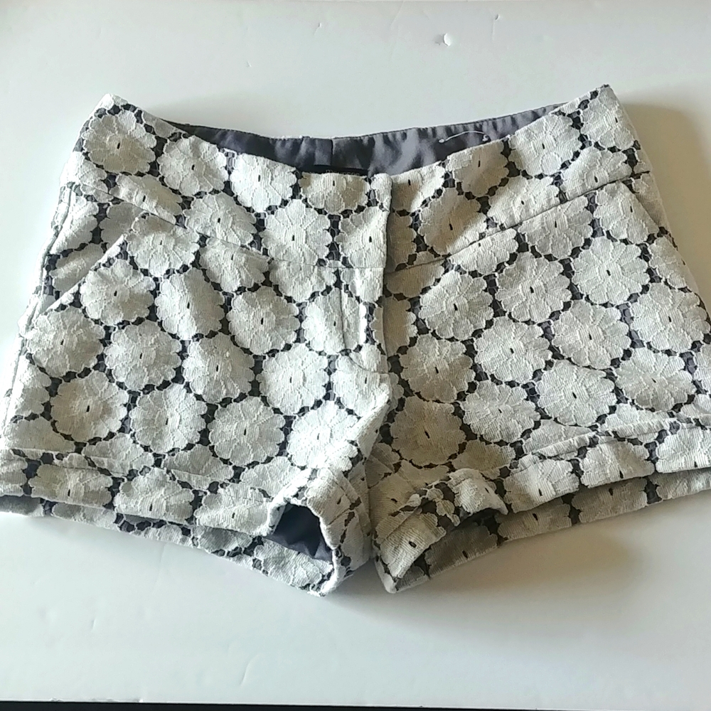 Maurices Ladies Floral Lace Short Shorts